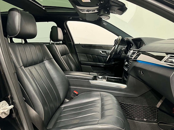 Mercedes-Benz E350 5 of 5