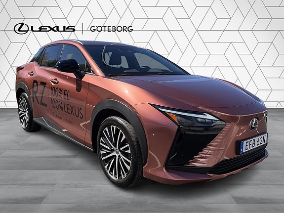 Lexus RZ350e 3 of 16