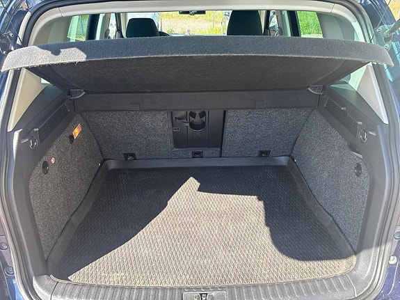 Volkswagen Tiguan 9 of 9