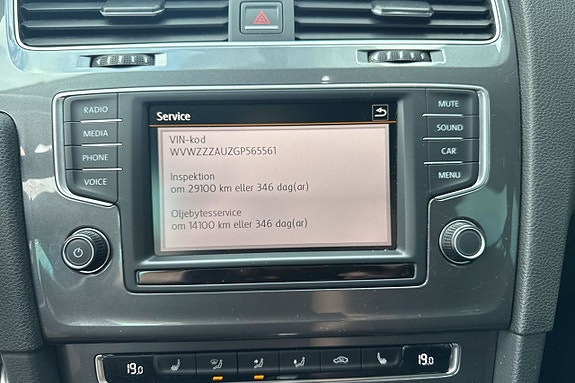 Volkswagen Golf Alltrack 11 of 14
