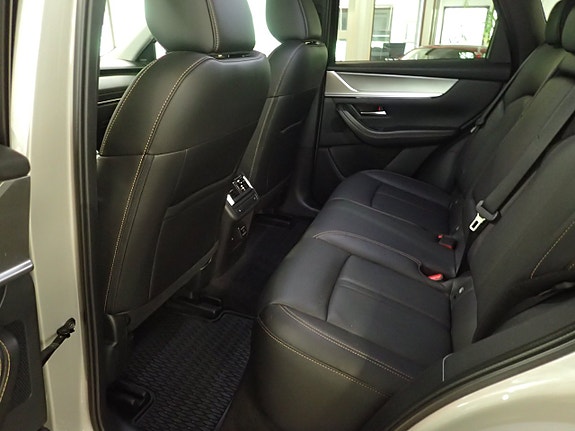 Mazda CX-60 18 of 20