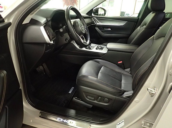 Mazda CX-60 17 of 20