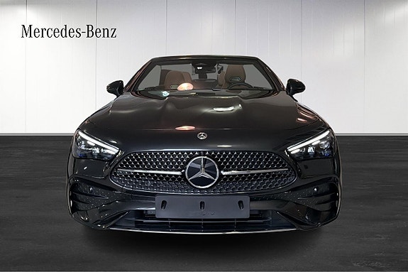 Mercedes-Benz CLE300 5 of 5