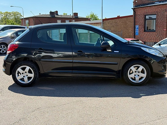 Peugeot 207 4 of 14