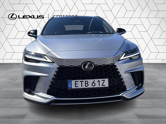 Lexus RX450h+ 7 of 16