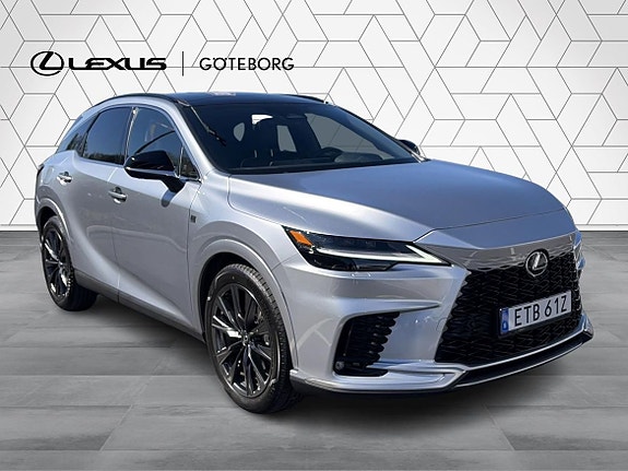 Lexus RX450h+ 3 of 16