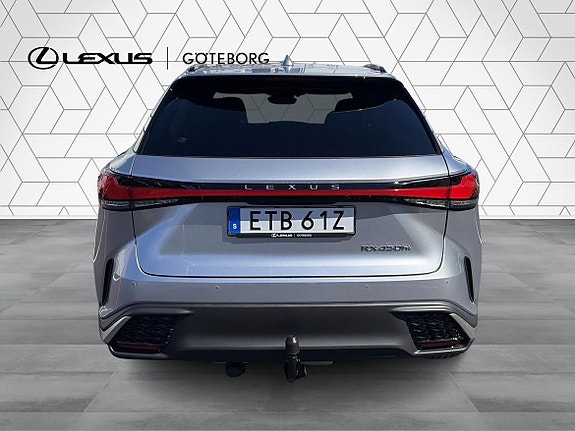 Lexus RX450h+ 6 of 16