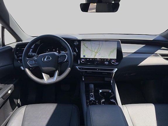 Lexus RX450h+ 10 of 16