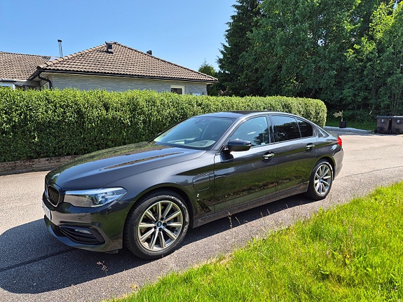 BMW 530e 7 of 28