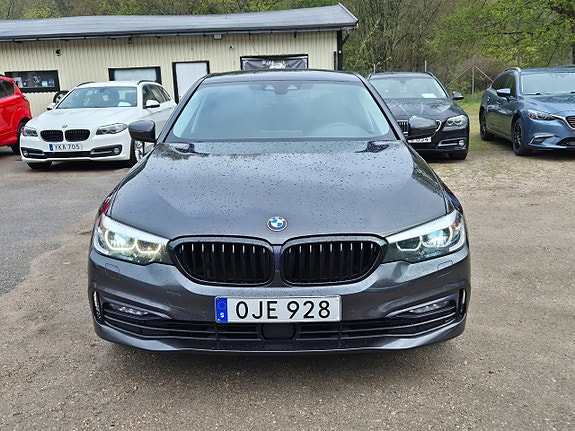 BMW 530e 26 of 28