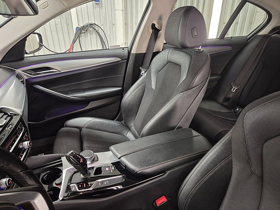 BMW 530e 22 of 28