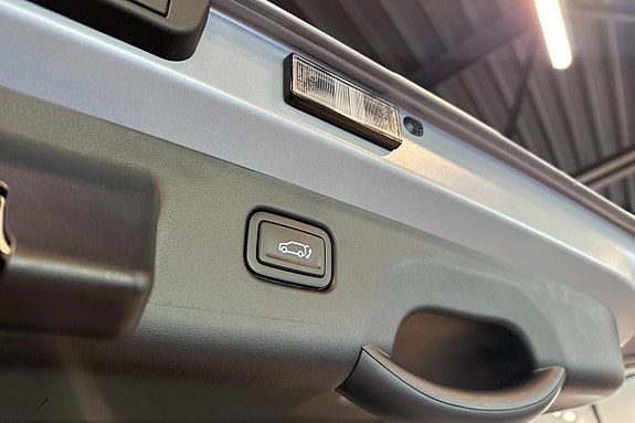 Kia EV4 13 of 23