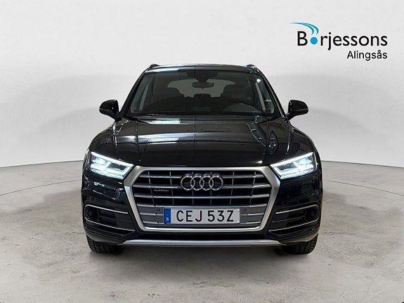 Audi Q5 4 of 5