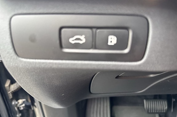 Volvo XC90 17 of 24
