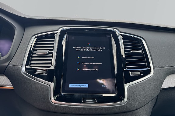 Volvo XC90 7 of 24