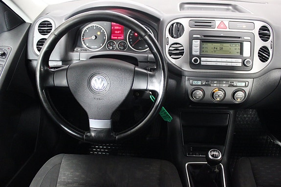 Volkswagen Tiguan 13 of 19