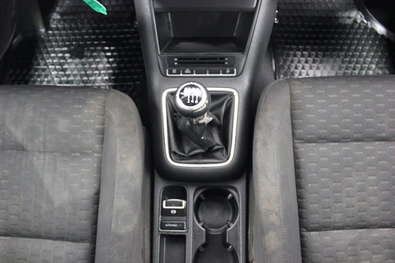 Volkswagen Tiguan 17 of 19