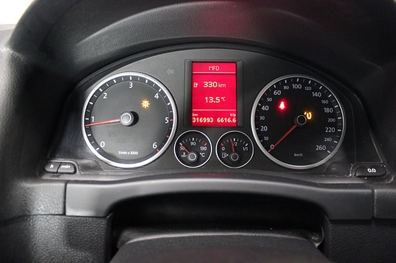 Volkswagen Tiguan 14 of 19