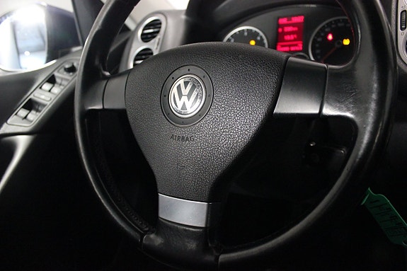 Volkswagen Tiguan 15 of 19