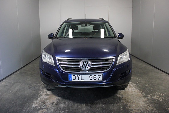 Volkswagen Tiguan 5 of 19