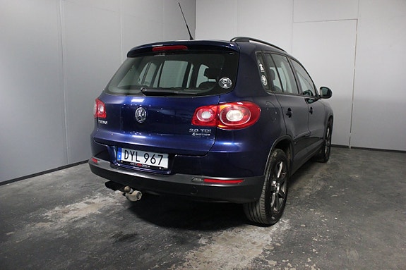 Volkswagen Tiguan 4 of 19