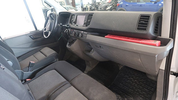 Volkswagen Crafter 12 of 16