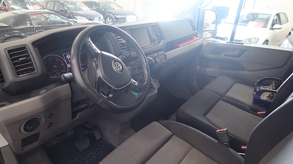 Volkswagen Crafter 11 of 16