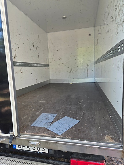 Volkswagen Crafter 4 of 8