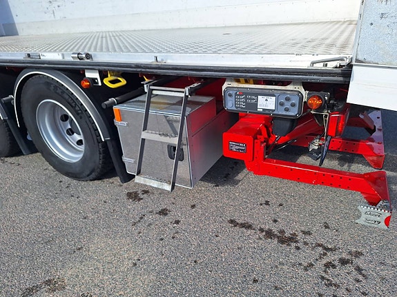 Volvo FH16 Aero 6x4 Skåp 7 of 12