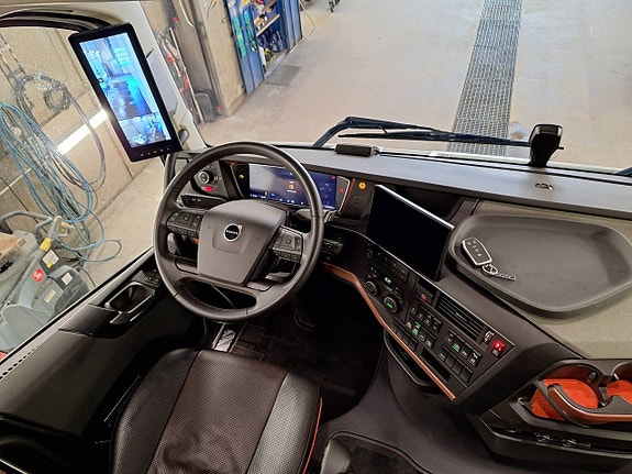 Volvo FH16 Aero 6x4 Skåp 10 of 12