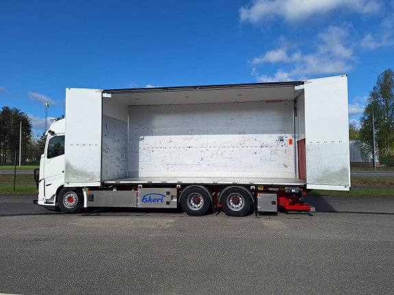 Volvo FH16 Aero 6x4 Skåp 5 of 5