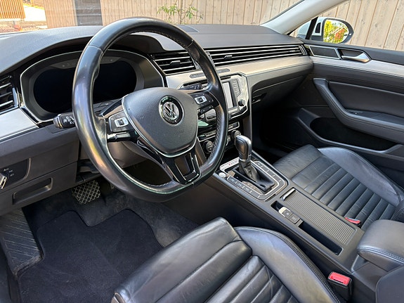 Volkswagen Passat 5 of 5