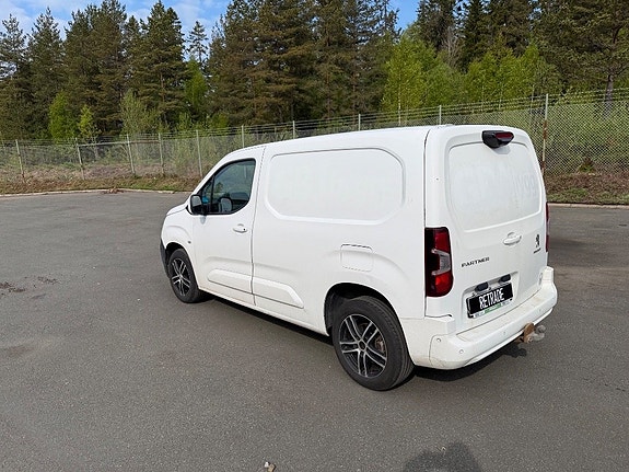 Peugeot Partner 3 of 5