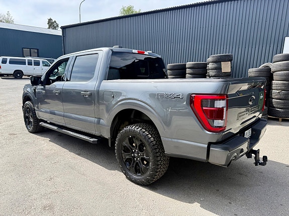 Ford F-150 4 of 5