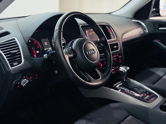 Audi Q5 10 of 19