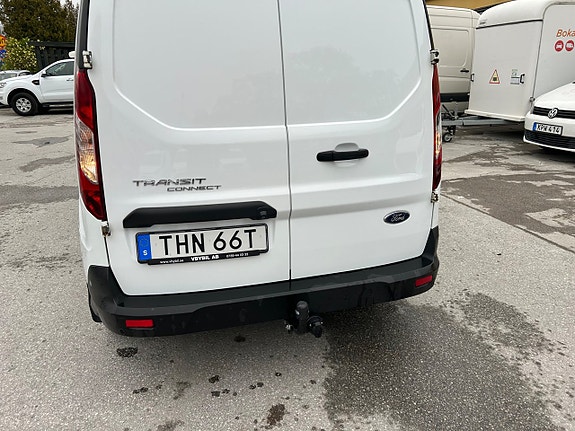 Ford Transit Connect 8 of 11