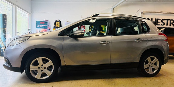 Peugeot 2008 3 of 5
