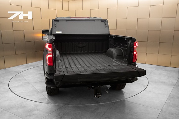 Chevrolet Silverado 1500 8 of 28
