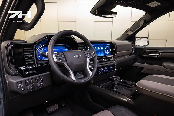 Chevrolet Silverado 1500 10 of 28