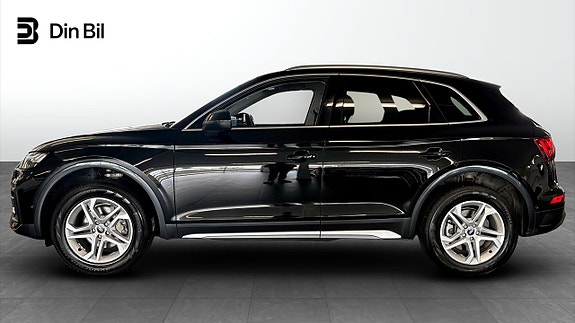 Audi Q5 2 of 5