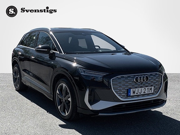 Audi Q4 e-tron 2 of 5