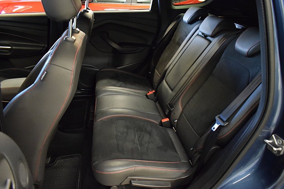 Ford Kuga 9 of 24