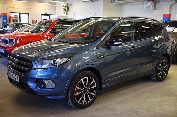 Ford Kuga 3 of 5