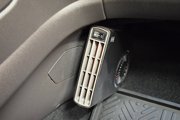Ford Kuga 12 of 24