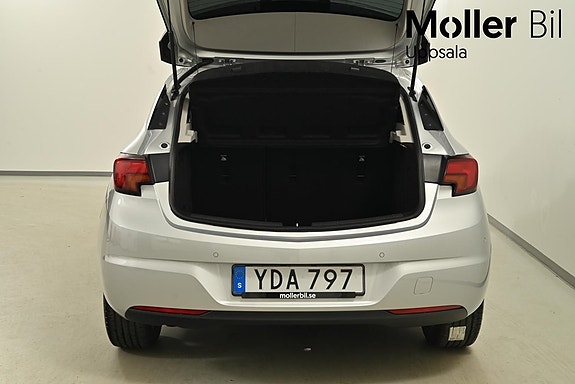 Opel Astra 8 of 10