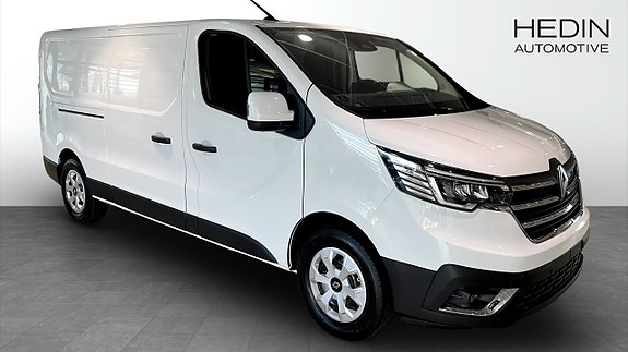 Renault Trafic 3 of 9