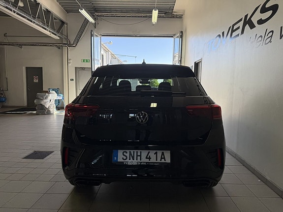 Volkswagen T-Roc 5 of 5