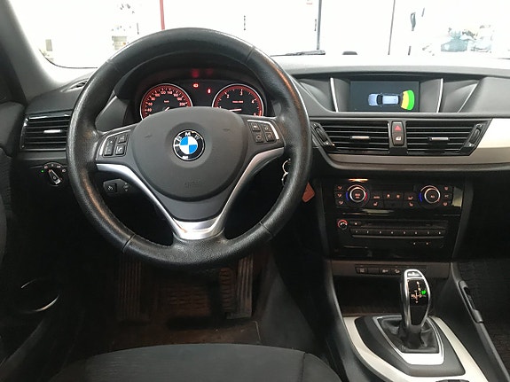 BMW X1 20 of 28