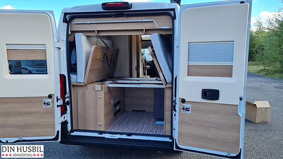 Malibu diversity GT skyview 600 DB K 14 of 16