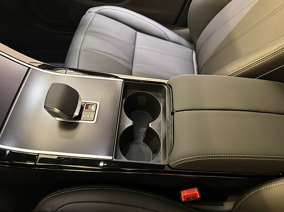 Land Rover Range Rover Evoque 14 of 23